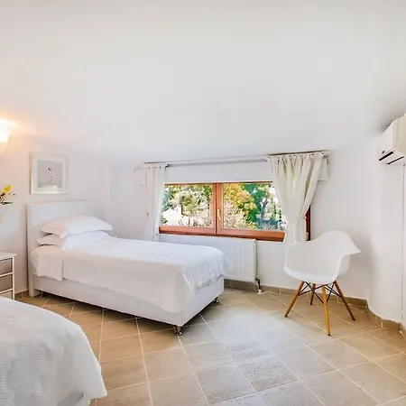 Urania Sani Villas