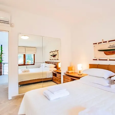Villa Urania Sani Villas